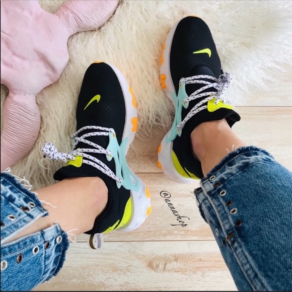 Nike Shoes - NWT Nike React Presto